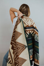 Meraki Mountain Aztek Alpaca Throw Blanket - Green Edge